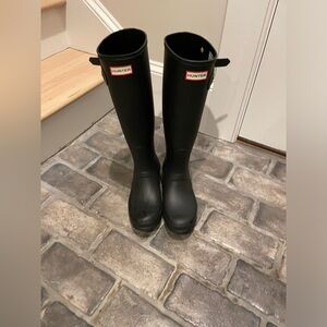 Hunter Tall Rain boots Sz 9